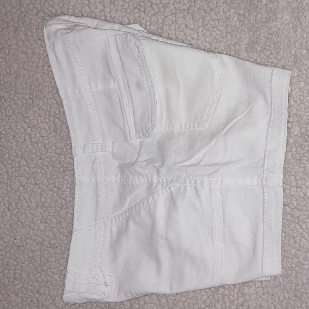 Faded Glory White Short Size 4